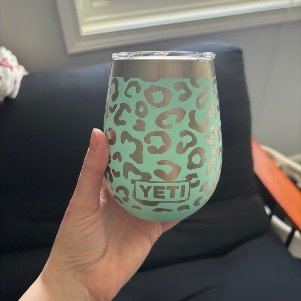 Yeti Cheetah Etched Small Tumbler